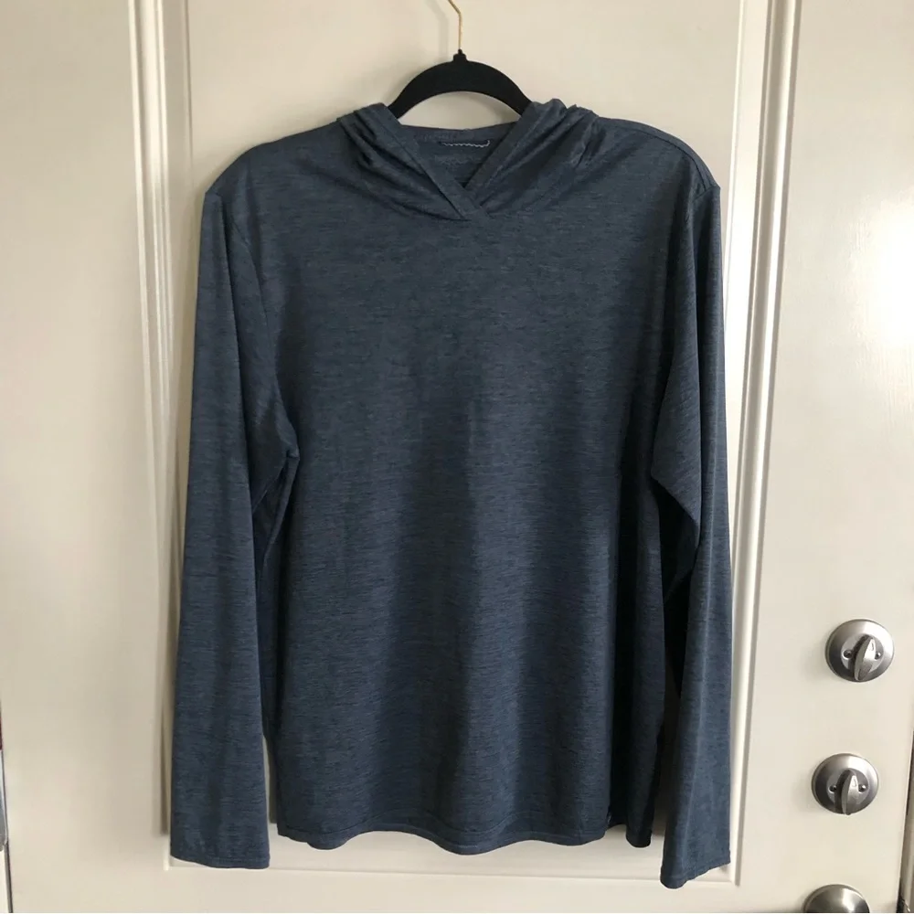 Patagonia Men's Capilene® Cool Daily Hoody Size M - Picture 1 of 6